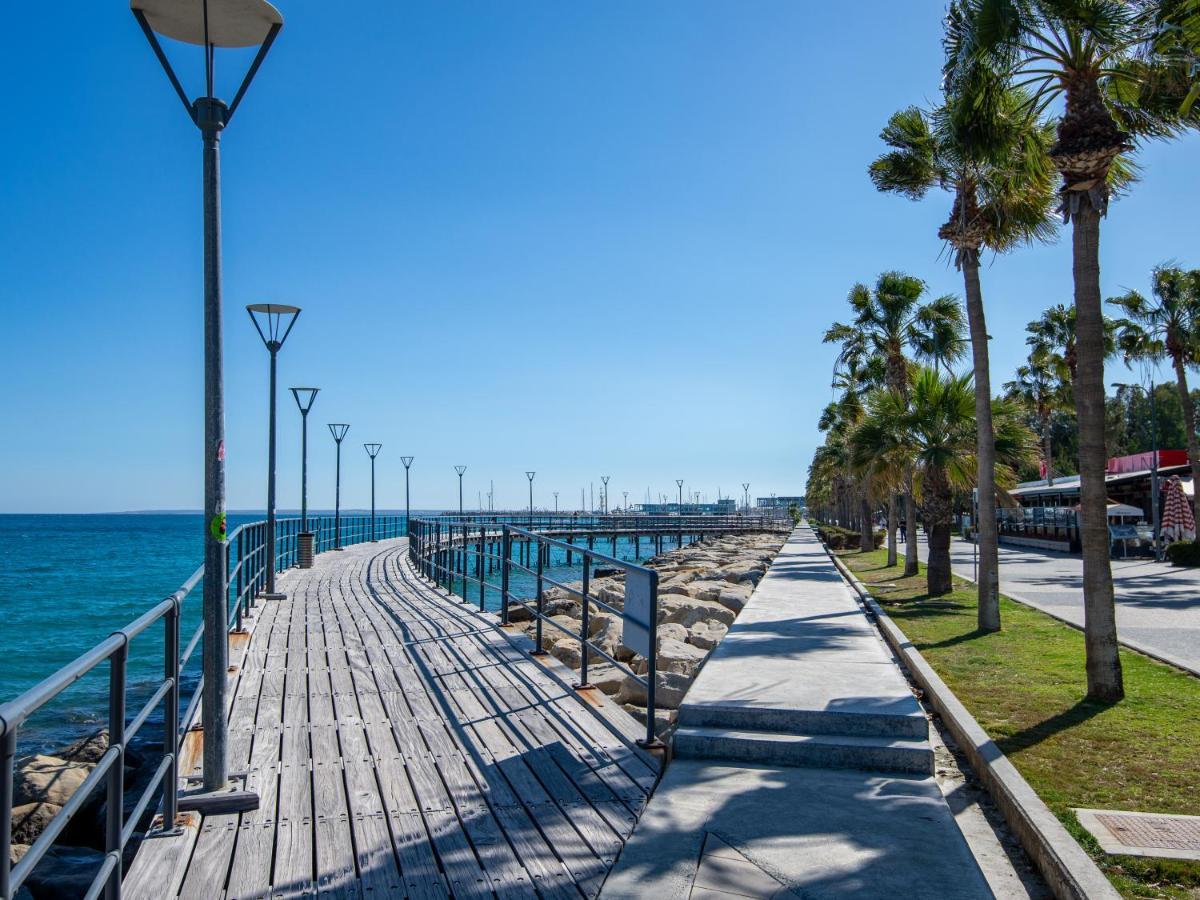 Unique apartment&aquatic experiences for up to eight guests All yours Limassol Extérieur photo