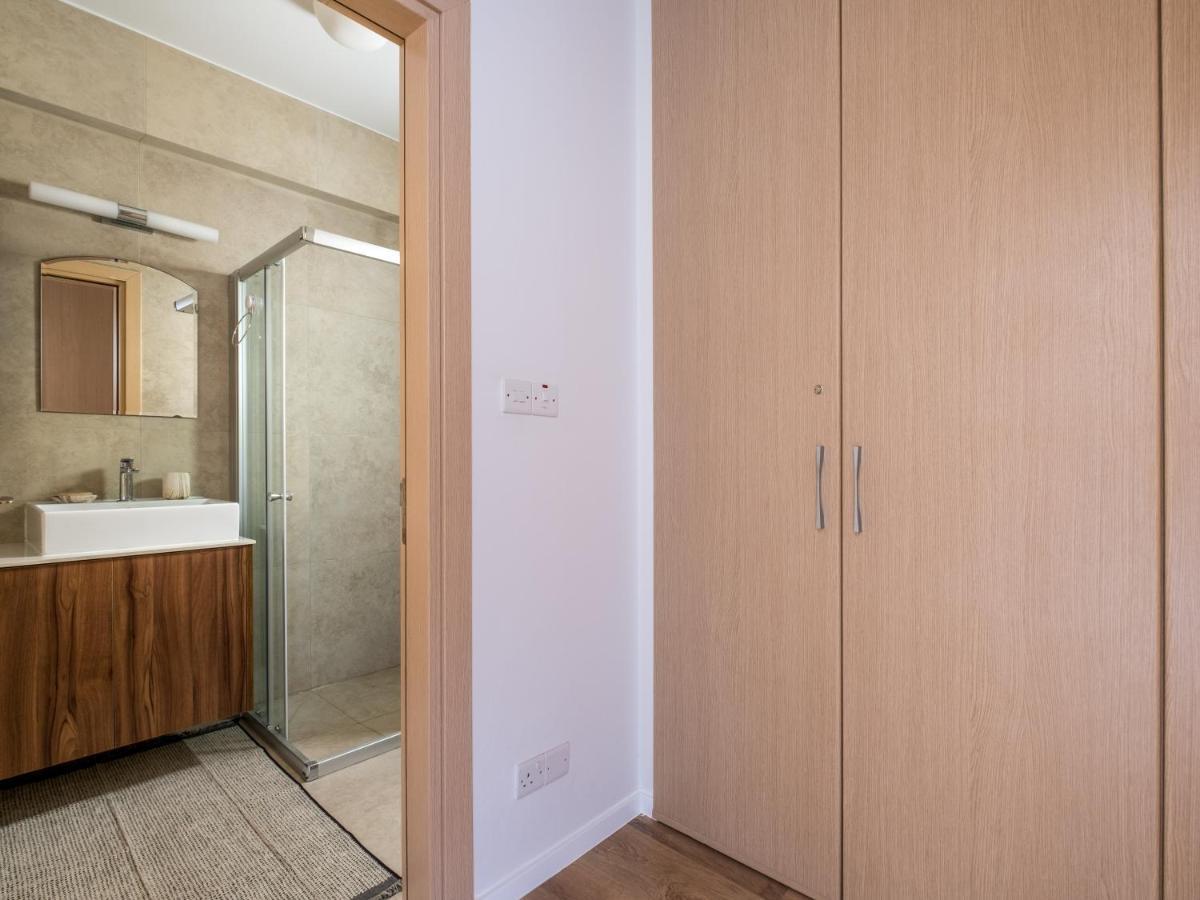 Unique apartment&aquatic experiences for up to eight guests All yours Limassol Extérieur photo