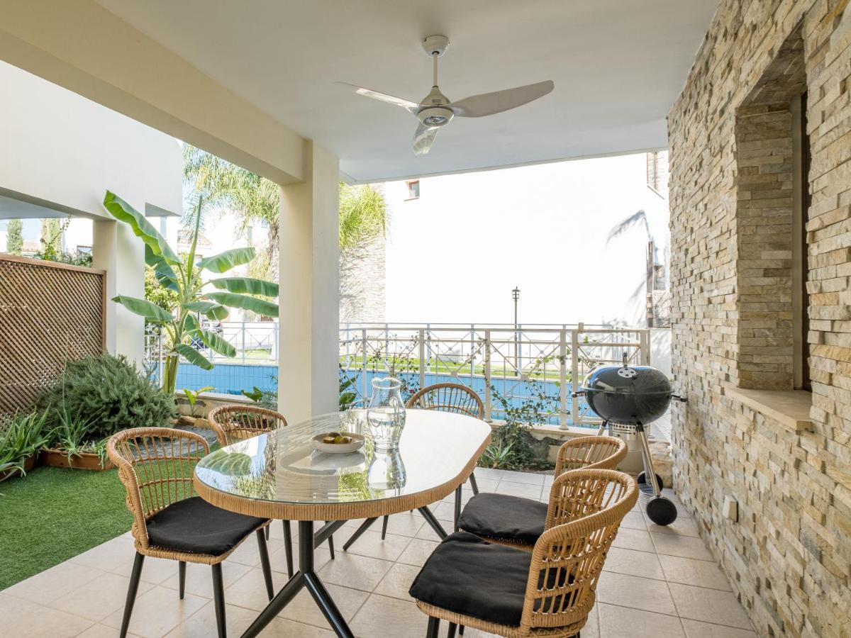 Unique apartment&aquatic experiences for up to eight guests All yours Limassol Extérieur photo